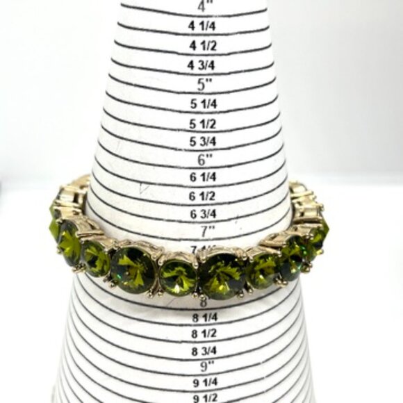 TASHA RHINESTONE STATEMENT BRACELET PERIDOT GREEN MAGNETIC CLOSURE GOLD TONE - Picture 13 of 14
